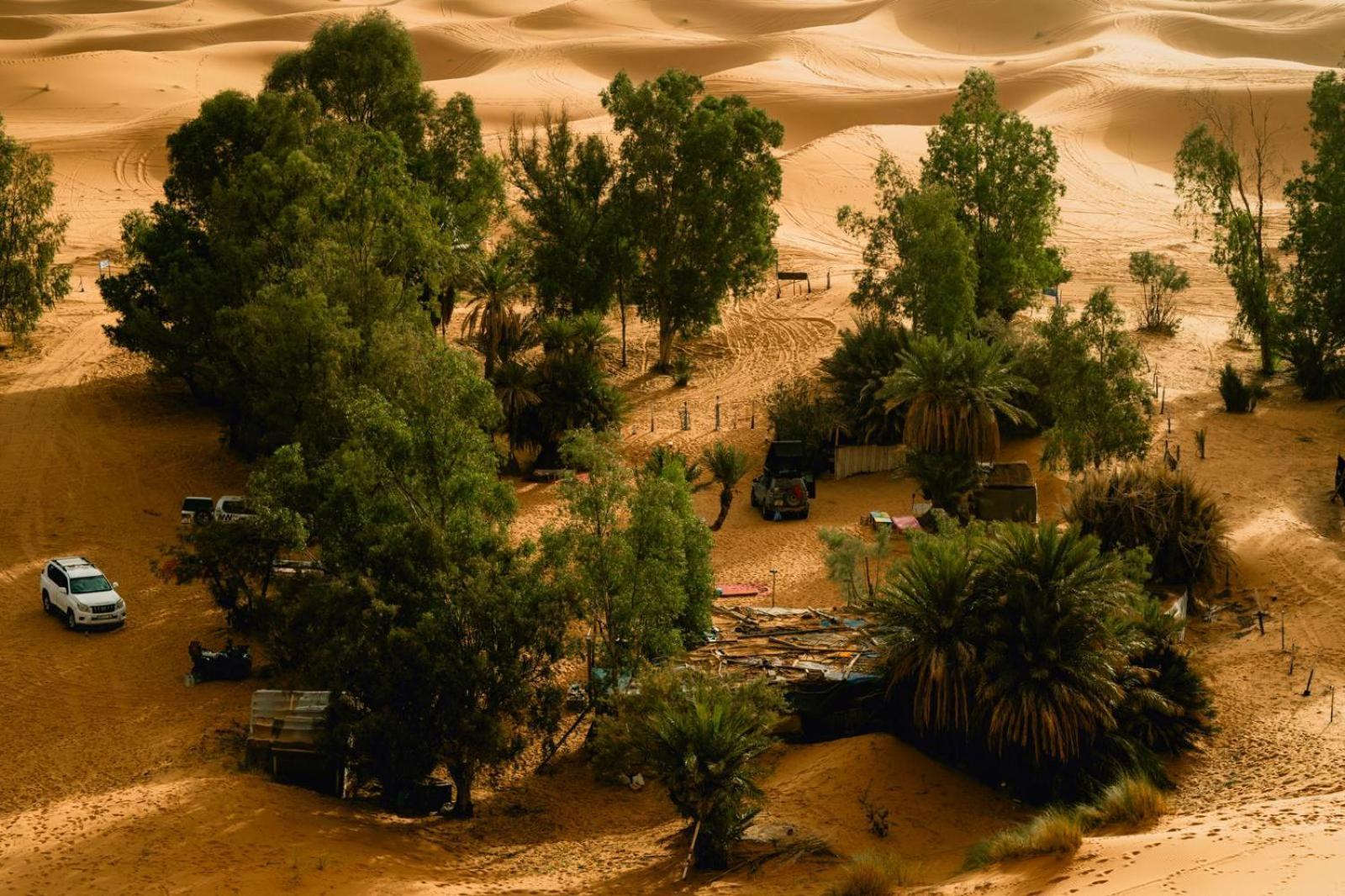 Oasis Desert Camp Obira Merzouga Bagian luar foto